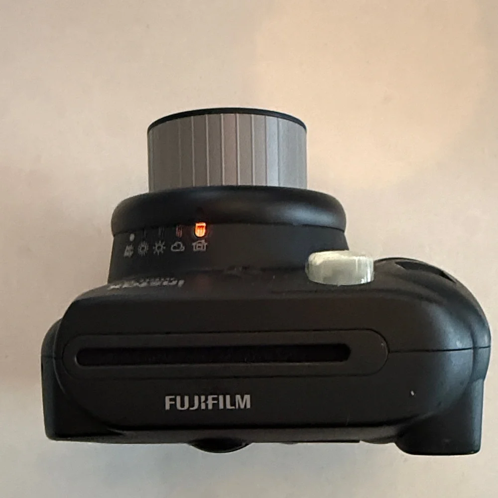 Fujifilm Instax Mini 8 Camera - Black works!
